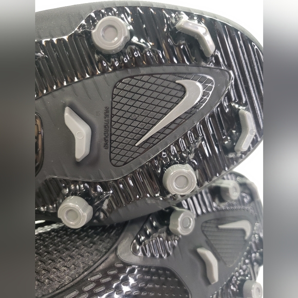 Nike Phantom GT2 Club MG Black Metallic Silver DA5640-007 Soccer cleats Men 6.5 - Picture 6 of 8